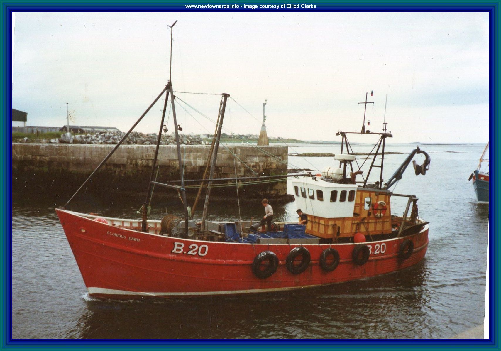 boat-b20.jpg (281995 bytes)