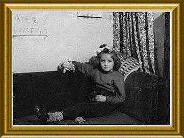 caroline-beattie-xmas.jpg (26489 bytes)