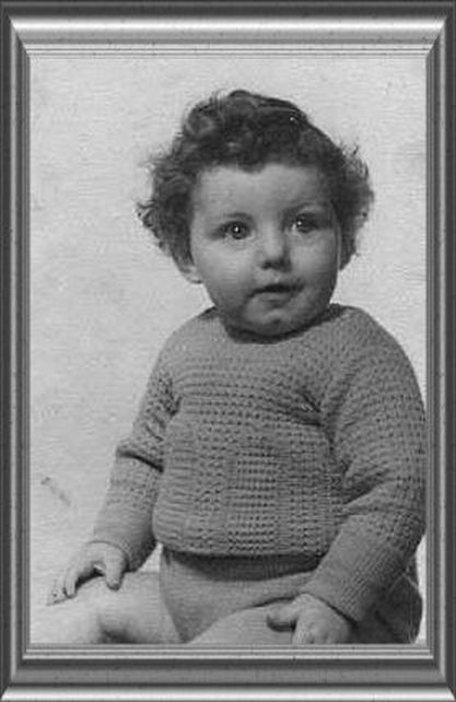 derek-baby.jpg (22598 bytes)