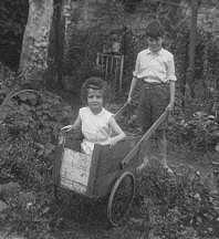 derek-caroline-01.jpg (9640 bytes)