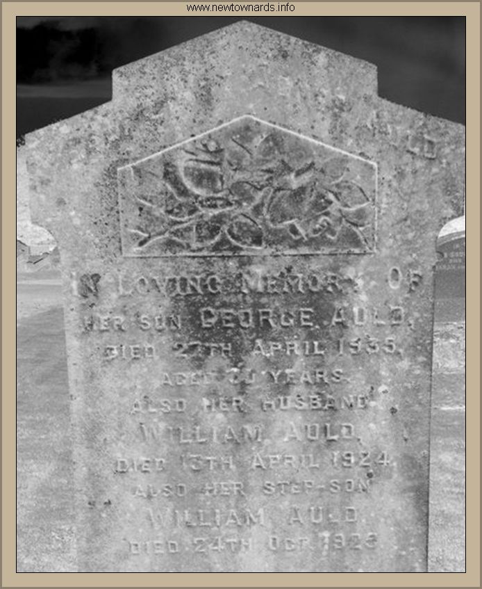 headstone-auld-1924.jpg (99682 bytes)