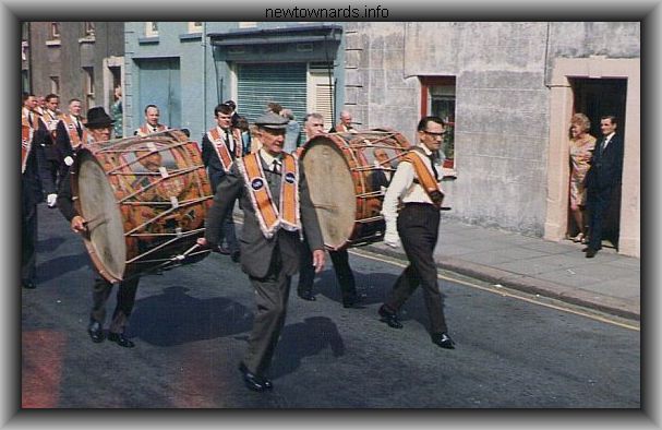 lambeg-1054-mill-st.jpg (97746 bytes)