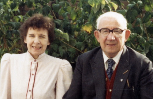 mmfather.jpg (132866 bytes)