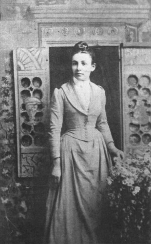 mmnjones.jpg (132866 bytes)