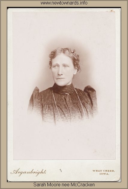 moore-mc-cracken-sarah.jpg (28752 bytes)