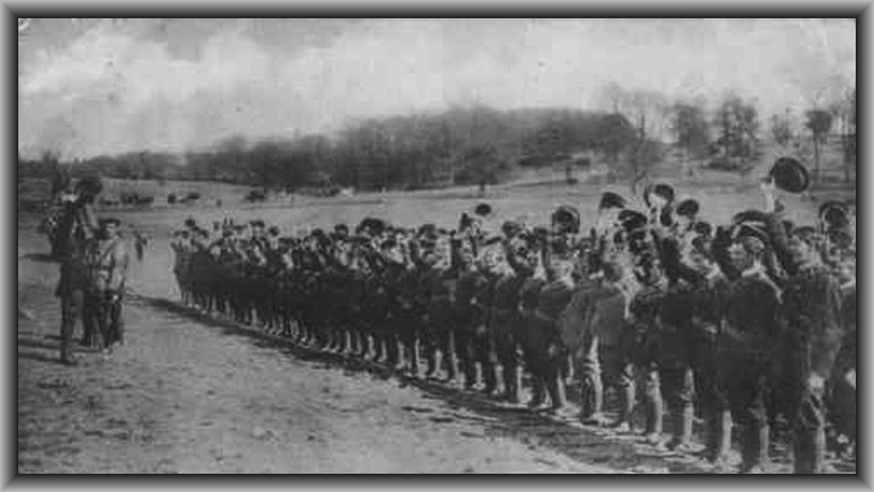 uvf-clandeboye-02.jpg (62417 bytes)