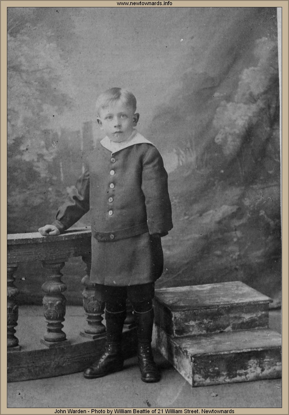 ww1-john-warden-wb.jpg (172214 bytes)